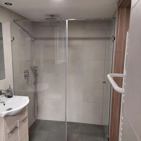 Big Life Apartment *